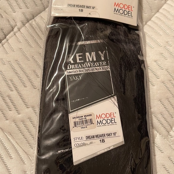 Model Model Dream Weaver Yaki 10” 100% Human Hair - color 1B - Picture 2 of 2